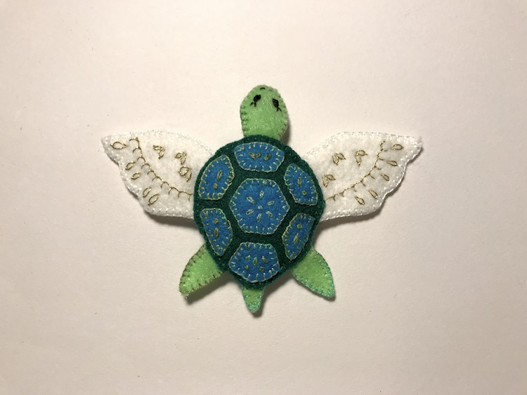 turtle_dove_christmas_ornament